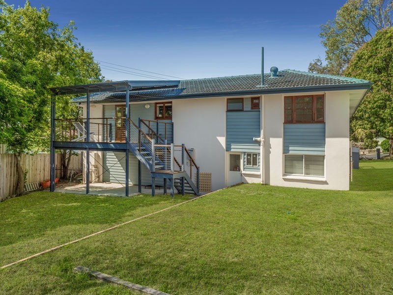 58 Sandy Camp Road, Wynnum QLD 4178