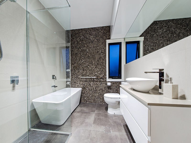 252 Wynnum North Road, Wynnum QLD 4178