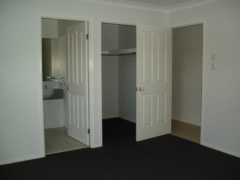 10 Tallis Street, Wakerley QLD 4154