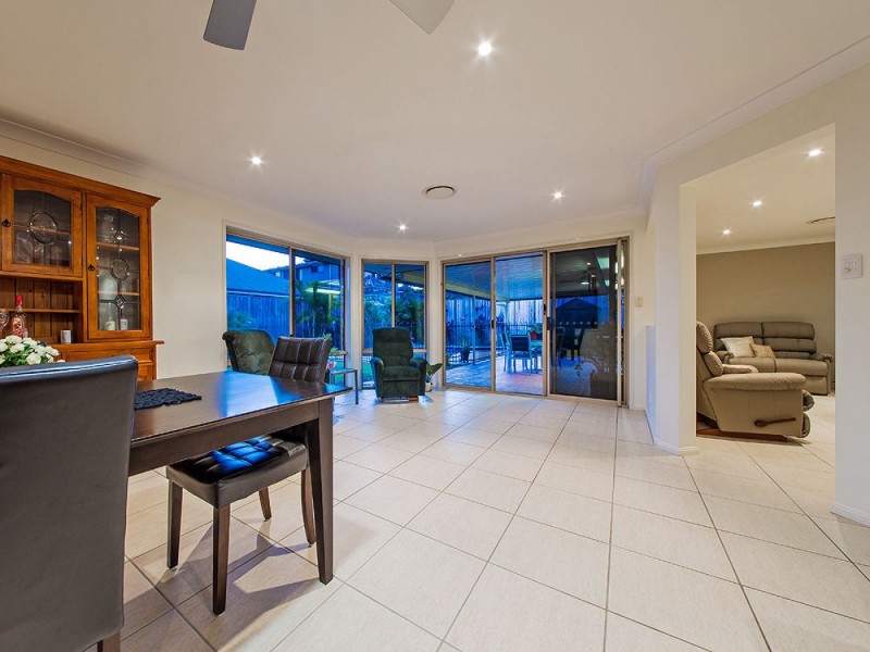 7 Joy Place, Wakerley QLD 4154