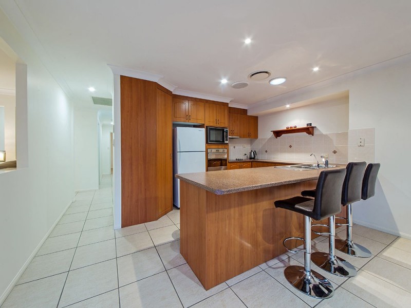 7 Joy Place, Wakerley QLD 4154