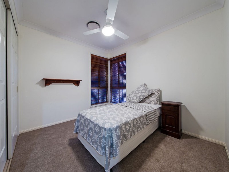 7 Joy Place, Wakerley QLD 4154