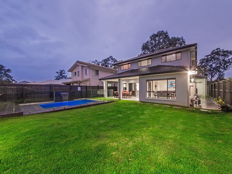 9 Lydia Place, Wakerley QLD 4154