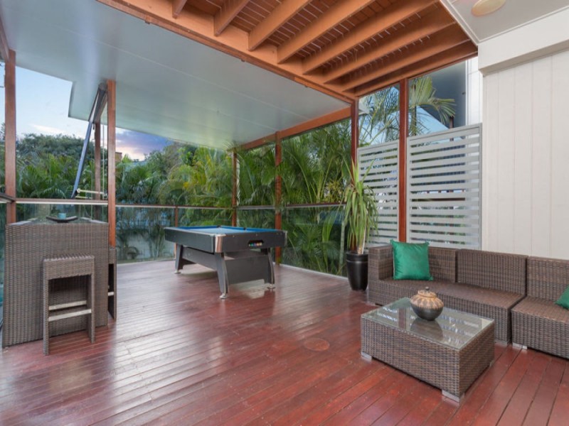 15 Warra Street, Wynnum QLD 4178