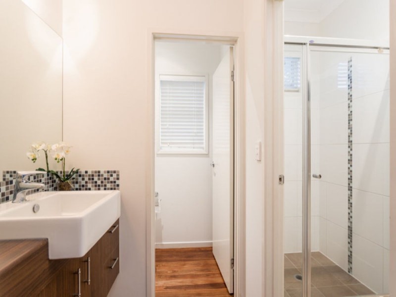 15 Warra Street, Wynnum QLD 4178