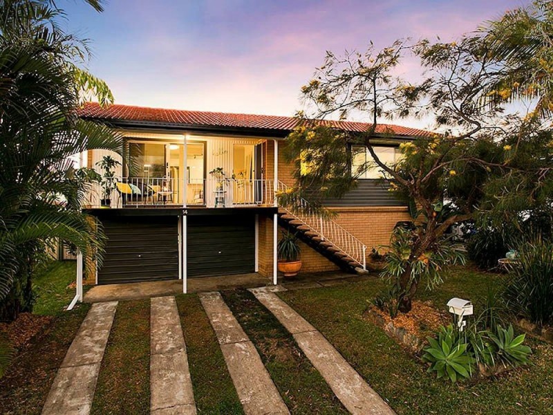 14 Talegalla Street, Wynnum West QLD 4178