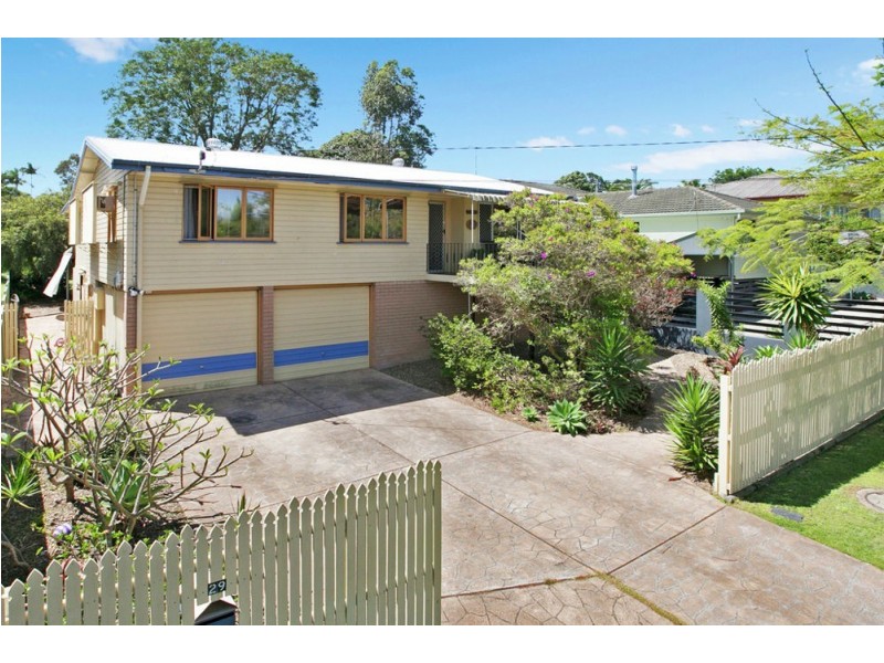 29 Roseberry Pde, Wynnum West QLD 4178