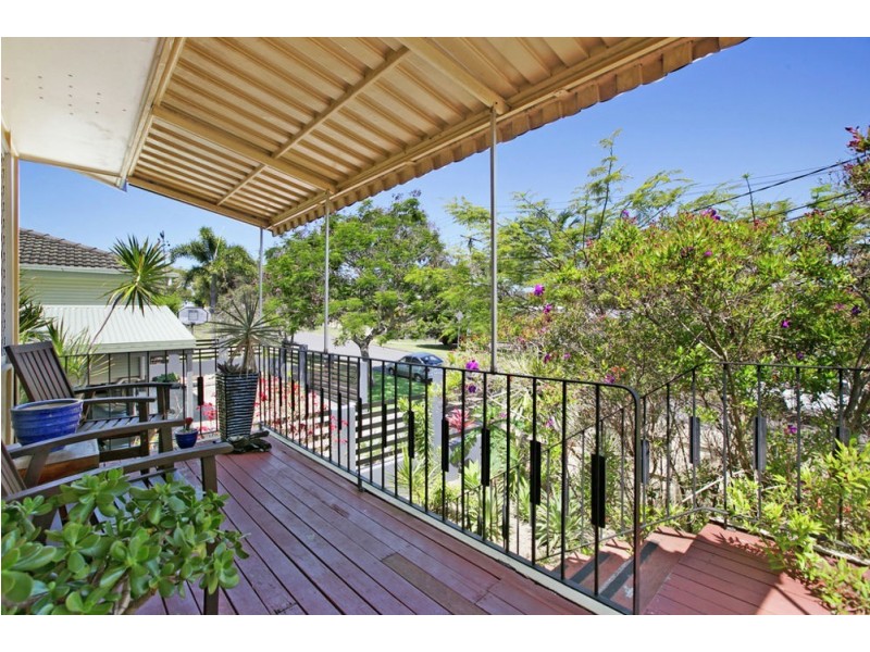 29 Roseberry Pde, Wynnum West QLD 4178