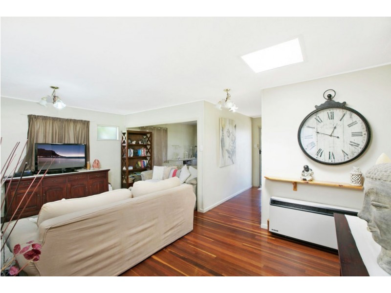 29 Roseberry Pde, Wynnum West QLD 4178