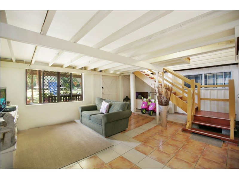 29 Roseberry Pde, Wynnum West QLD 4178