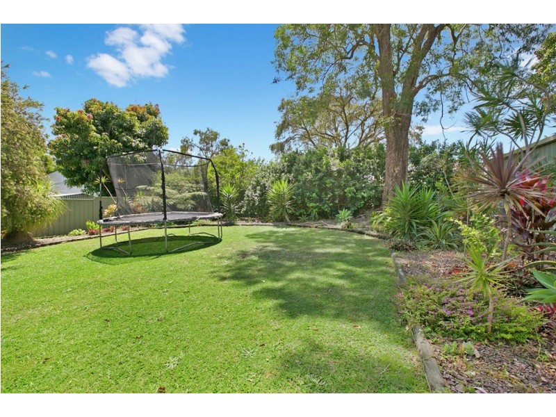 29 Roseberry Pde, Wynnum West QLD 4178