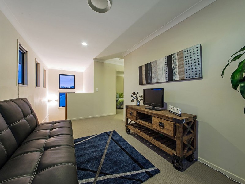 41 Brokenwood Circuit, Gumdale QLD 4154