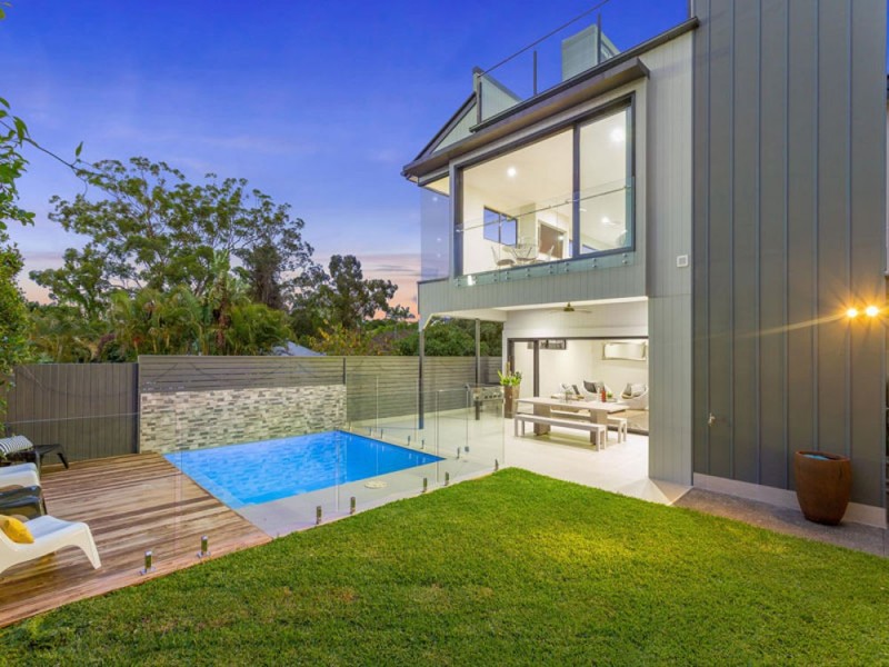 11 Atkinson Street, Hamilton QLD 4007