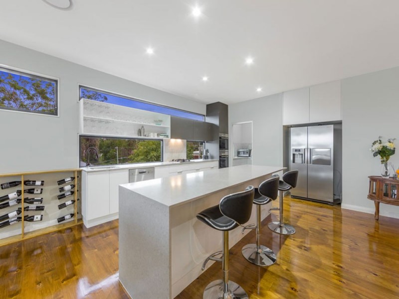 11 Atkinson Street, Hamilton QLD 4007