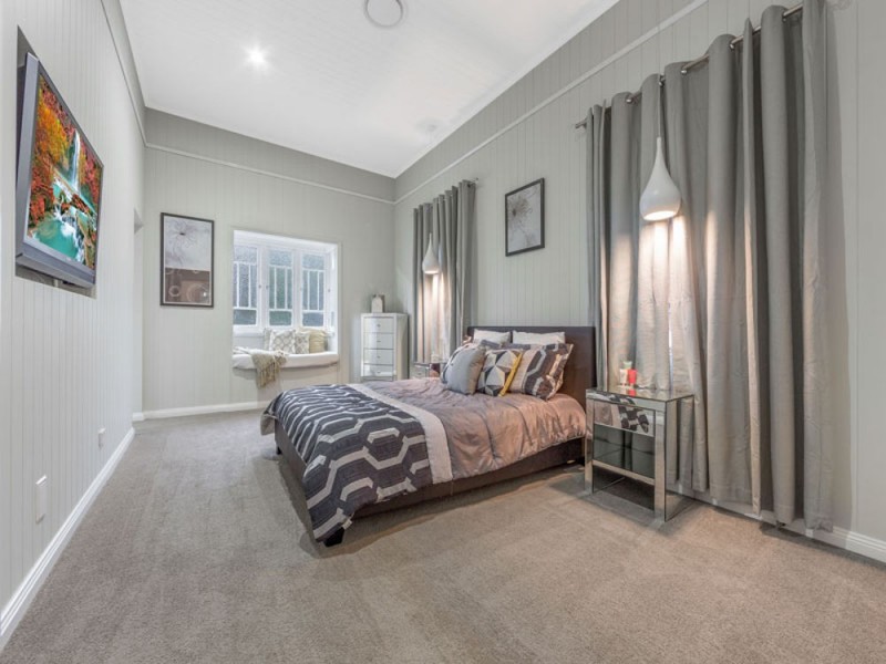 11 Atkinson Street, Hamilton QLD 4007