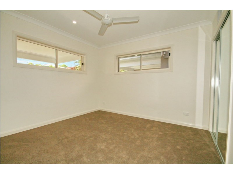 43 Haylock St, Wynnum QLD 4178