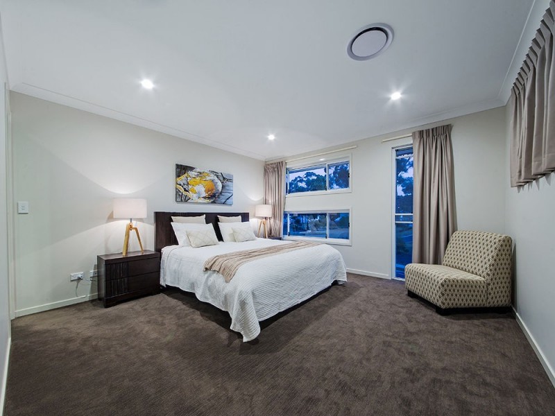 17 Nichols St, Wakerley QLD 4154