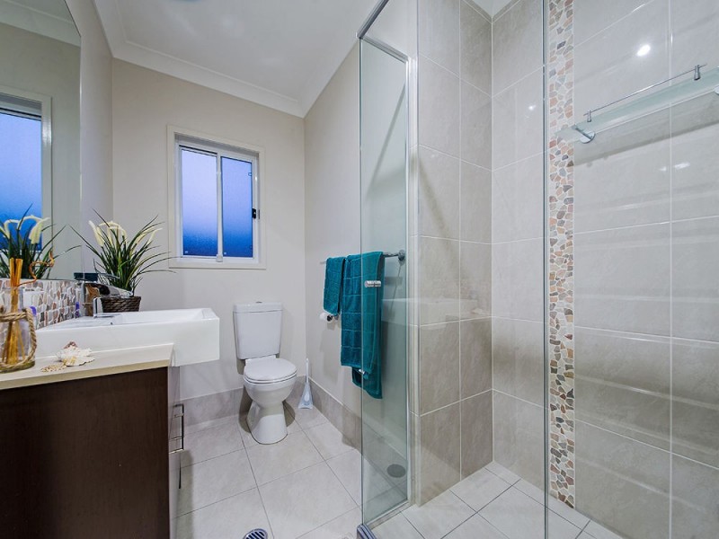 17 Nichols St, Wakerley QLD 4154