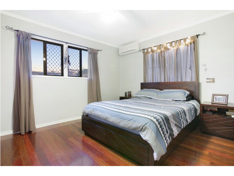 3 Tarooko St, Manly West QLD 4179