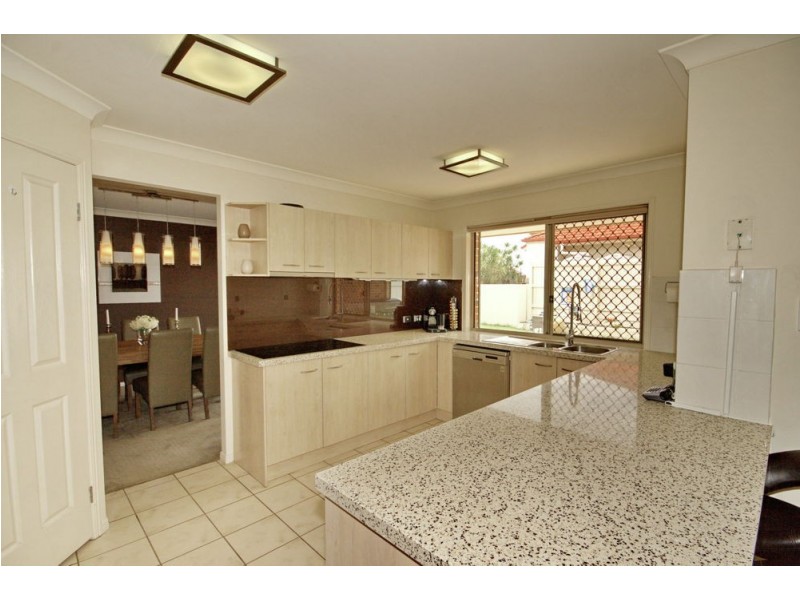 4 McCormack Place, Wakerley QLD 4154