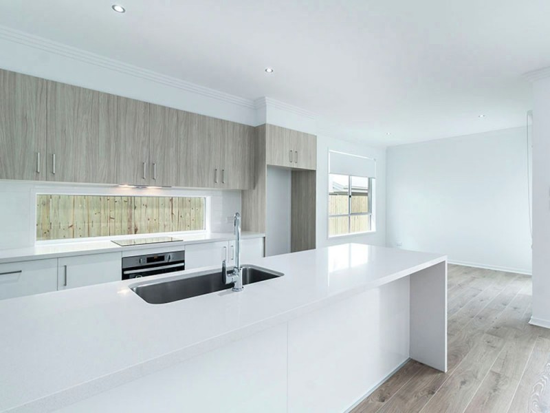 54 Hindes St, Lota QLD 4179