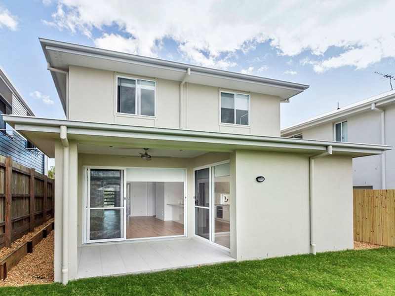 54 Hindes St, Lota QLD 4179