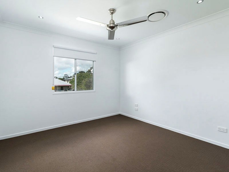 54 Hindes St, Lota QLD 4179