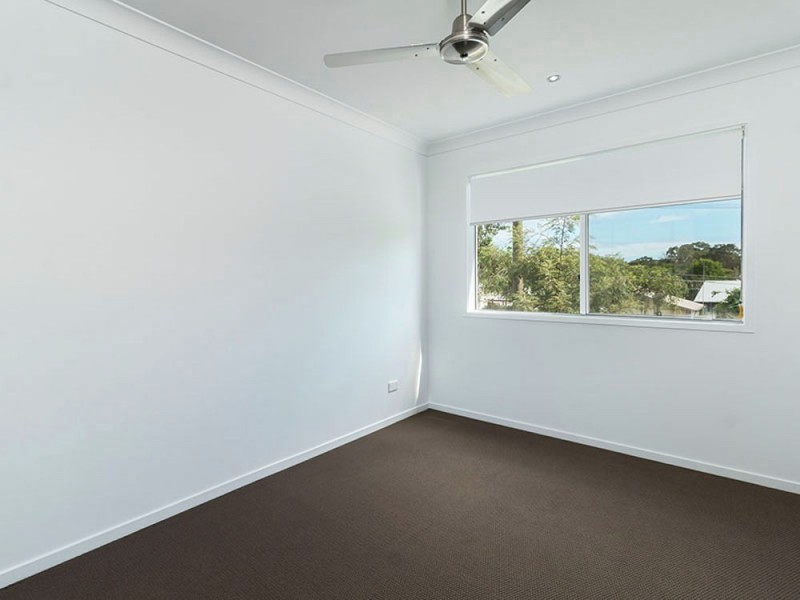 54 Hindes St, Lota QLD 4179