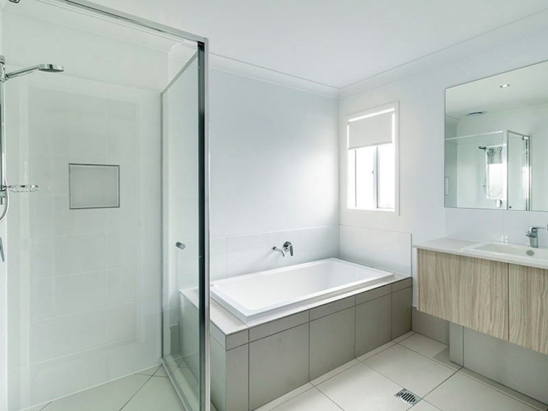 54 Hindes St, Lota QLD 4179