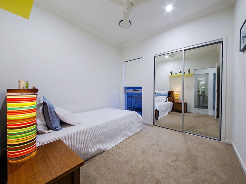 7 Esk Crescent, Wakerley QLD 4154