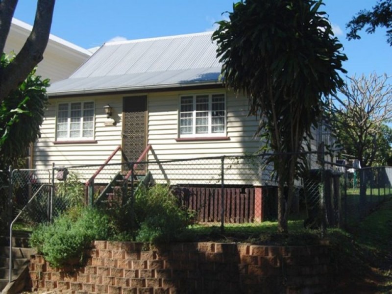 76 Cedar Street, Wynnum QLD 4178