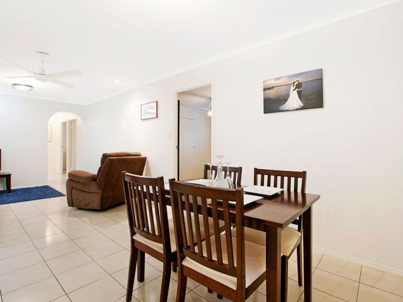 8 Riverton Drive, Wellington Point QLD 4160