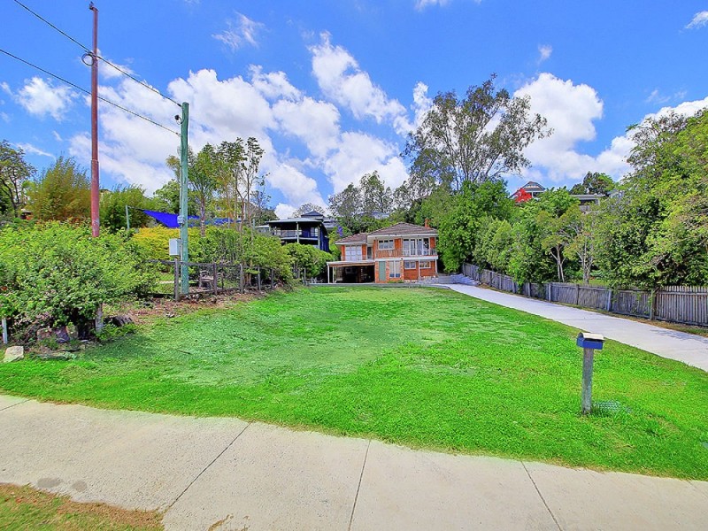 379 Chatsworth Road, Coorparoo QLD 4151