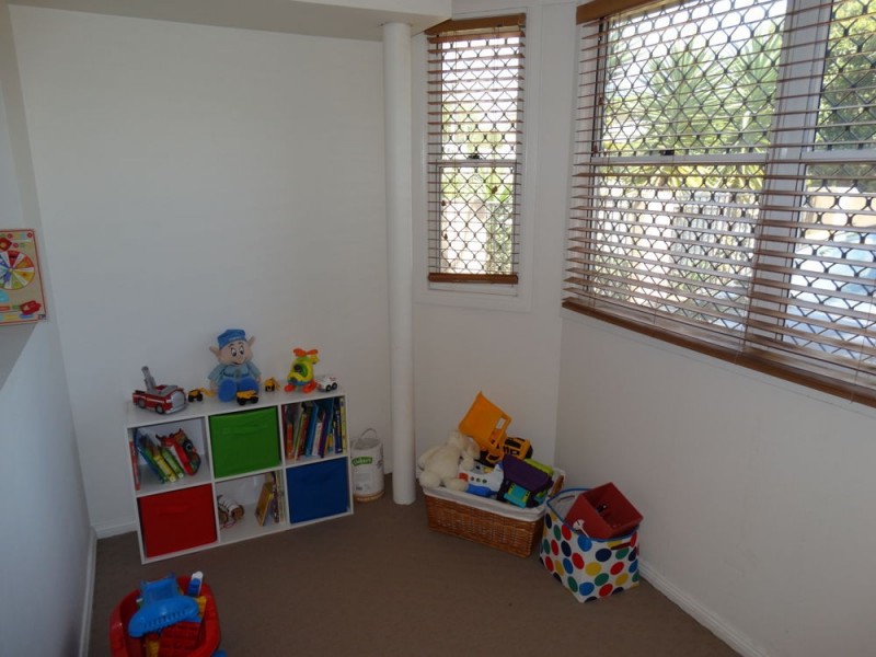 38 Pansy Street, Wynnum QLD 4178