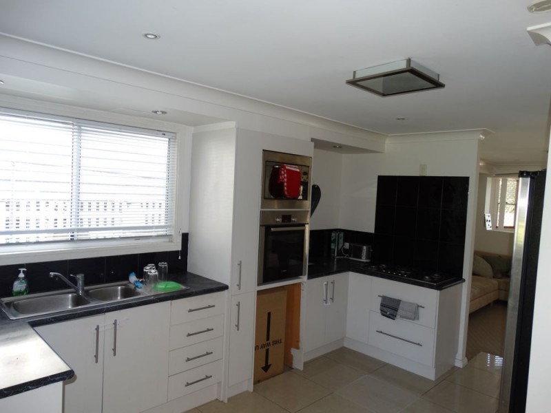 38 Pansy Street, Wynnum QLD 4178
