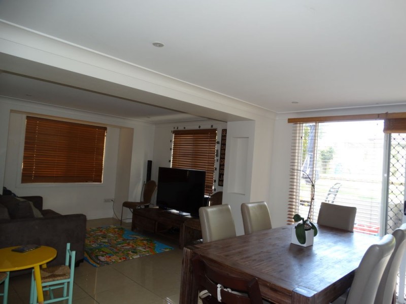 38 Pansy Street, Wynnum QLD 4178