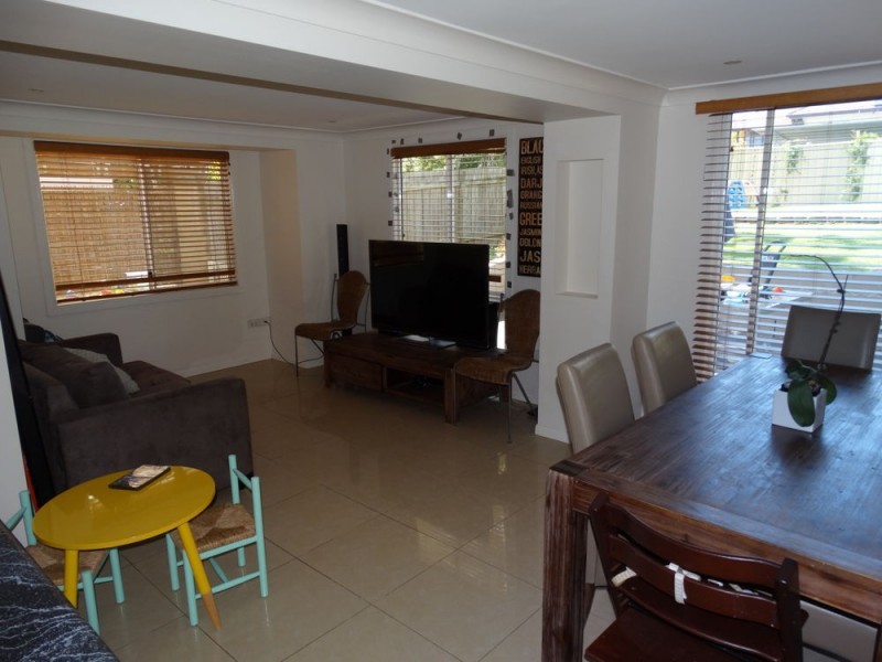 38 Pansy Street, Wynnum QLD 4178