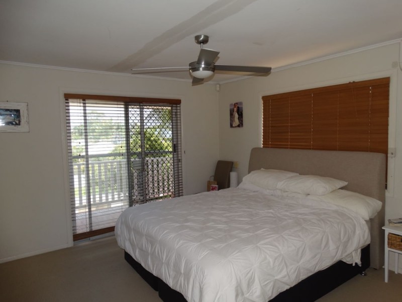 38 Pansy Street, Wynnum QLD 4178