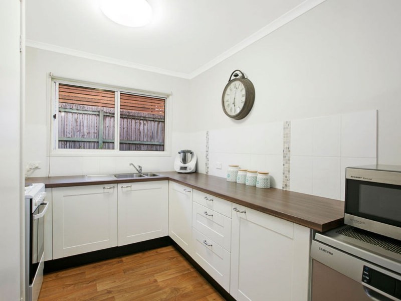 12 Gurnai Street, Belmont QLD 4153