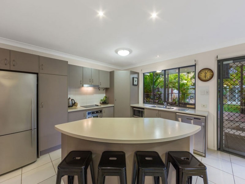 14 Allara Street, Manly QLD 4179