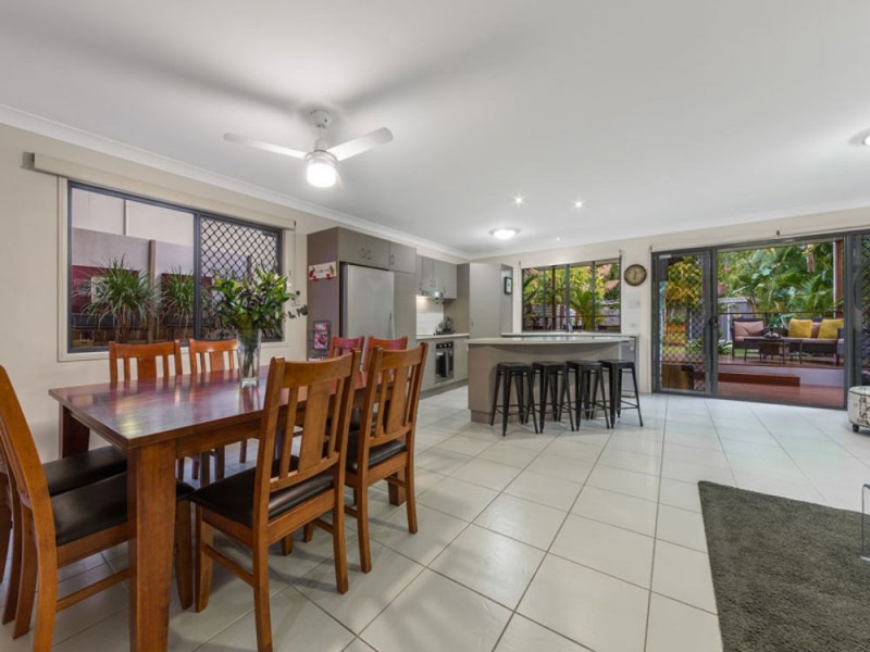 14 Allara Street, Manly QLD 4179