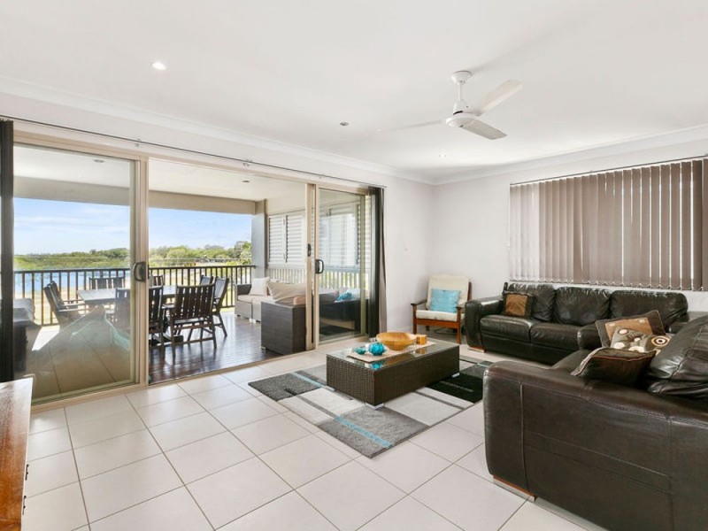 801 Esplanade, Lota QLD 4179
