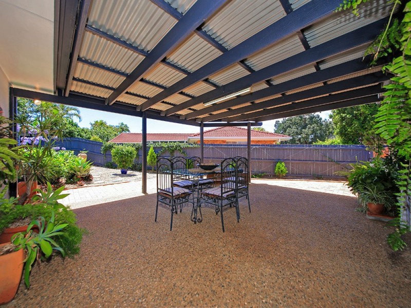 43 Emmett Street, Wynnum West QLD 4178