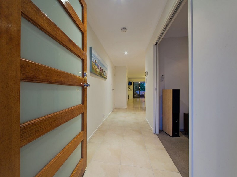17 Higgs Circuit, Wynnum West QLD 4178