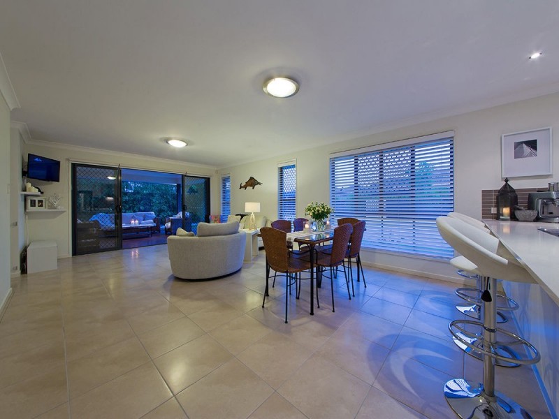 17 Higgs Circuit, Wynnum West QLD 4178