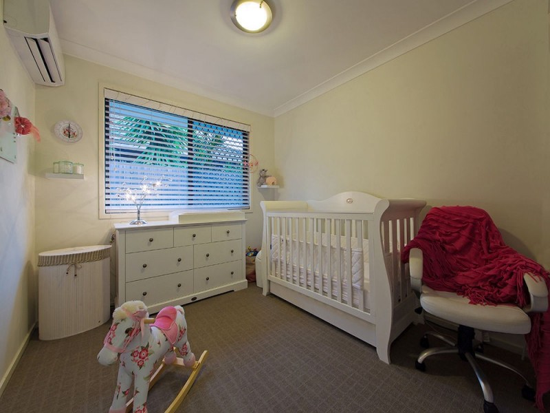 17 Higgs Circuit, Wynnum West QLD 4178