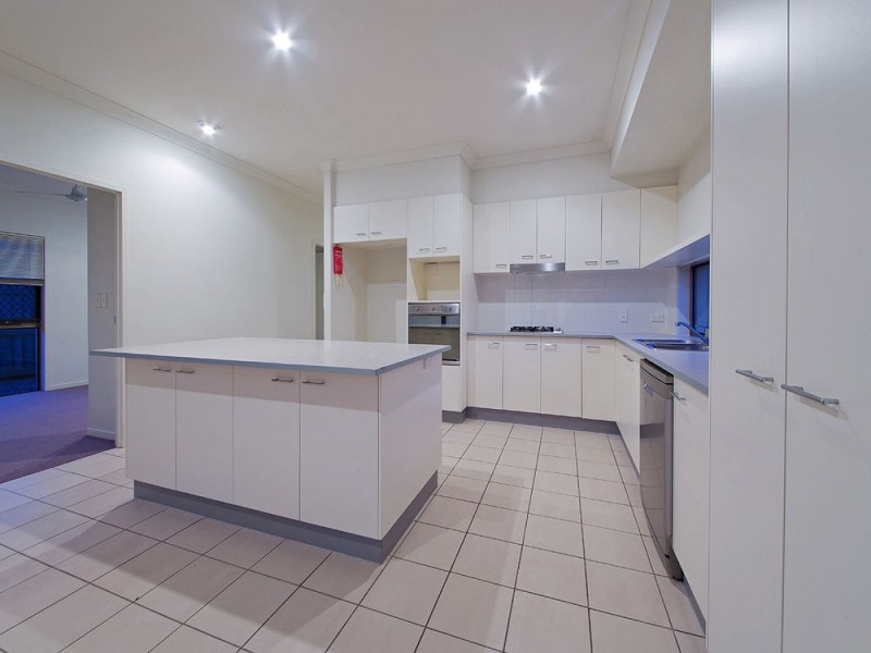 12 Goulburn Street, Wakerley QLD 4154