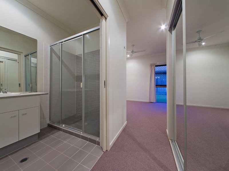 12 Goulburn Street, Wakerley QLD 4154