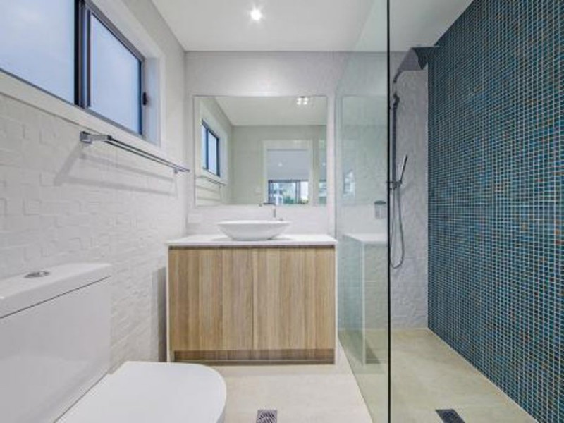 2/48 Oceana Terrace, Manly QLD 4179