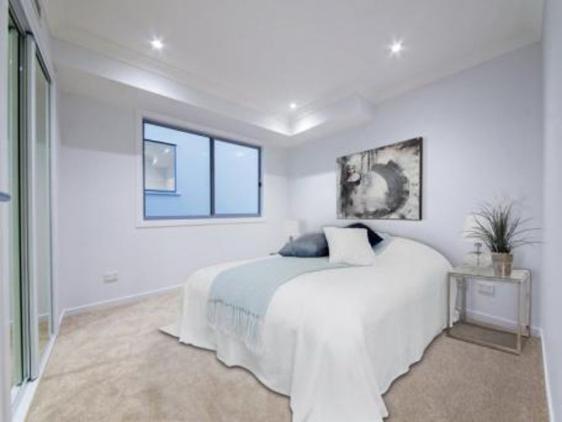 2/48 Oceana Terrace, Manly QLD 4179